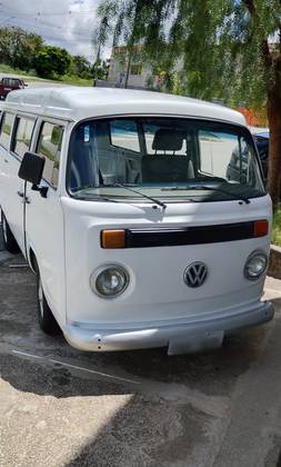 VOLKSWAGEN KOMBI 1.6 MI STD LOTAÇÃO 8V GASOLINA 3P MANUAL